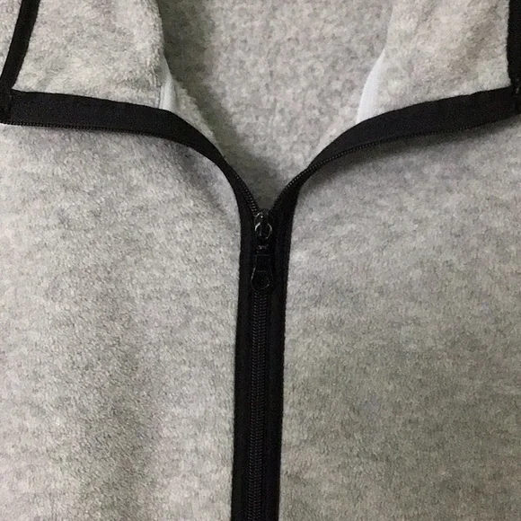Cuffy’s Cozy Gray Sleeveless Fleece Vest with Black Trim.  Front zipper. - Picture 3 of 7